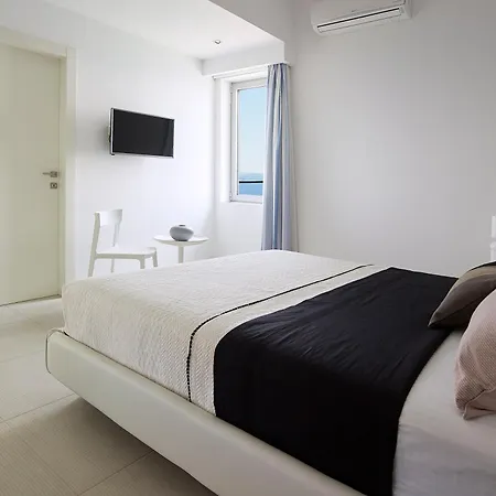 Beachfront In Crete - Epavli Luxury Villa Agia Pelagia (Crete)